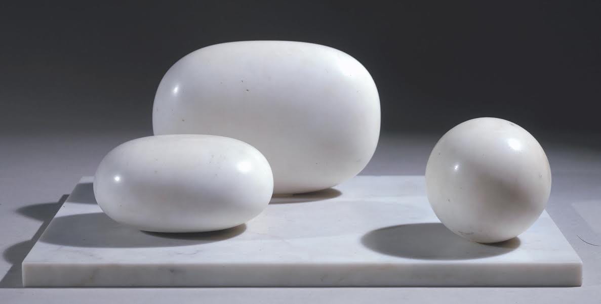 Barbara Hepworth Three Forms, 1935 Serravezza marble on marble base, 210x532x343 mm, 23 kg Tate, Presented by Mr and Mrs J.R. Marcus Brumwell