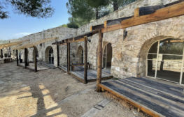תלוי מקום – יהודית שלוסברג יוגב